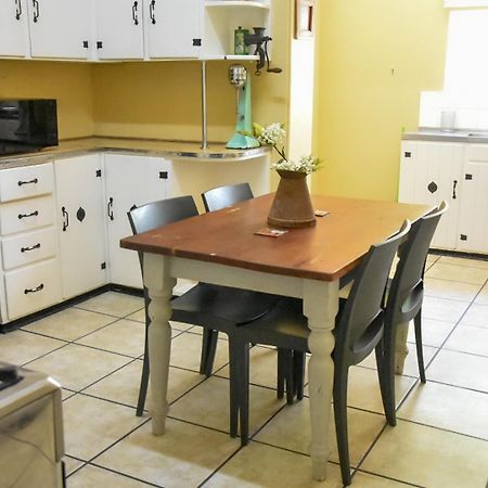 Little Lamb Apartment Beaufort West Exterior photo